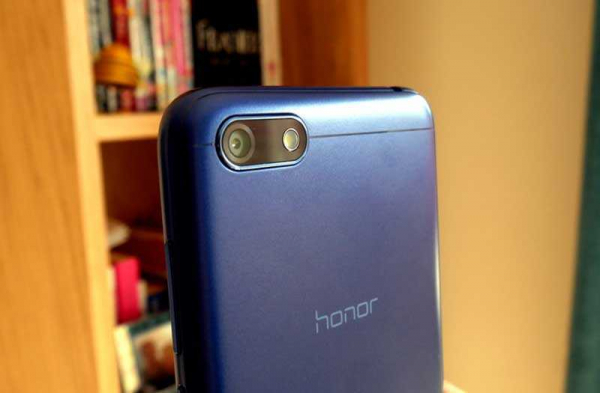 Обзор Honor 7S: ваша бабушка заслуживает большего