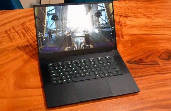 Обзор Razer Blade 15 (2022): дорогого ноутбука для HDR-игр со старыми проблемами