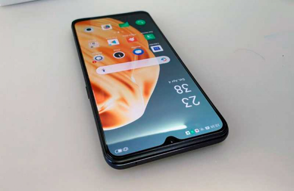 Обзор Oppo A91: необычайно красивый середнячок