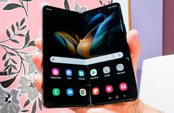 Обзор Samsung Galaxy Z Fold 4: флагманский смартфон и планшет в одном устройстве