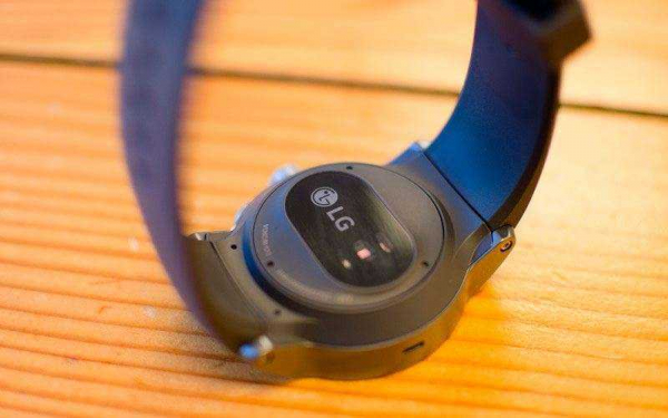 LG Watch Sport — Обзор смарт-часов с операционной системой Android Wear 2.0