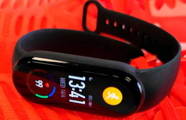 Обзор Xiaomi Mi Band 6 – по-прежнему лучшего бюджетного фитнес-браслета?