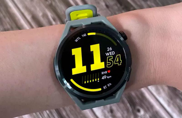 Обзор Huawei Watch GT Runner: яркие и спортивные часы для бега