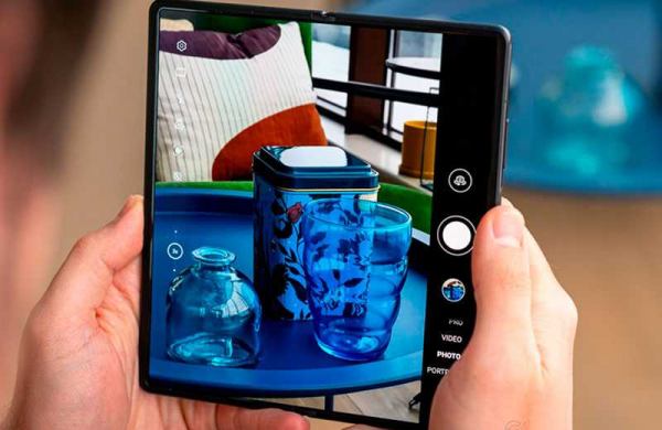 Обзор Huawei Mate X2: лучшего и обречённого складного смартфона