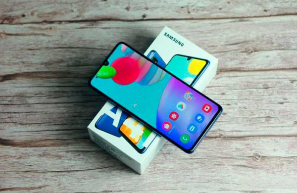 Обзор Samsung Galaxy A41: средний смартфон с завышенной ценой