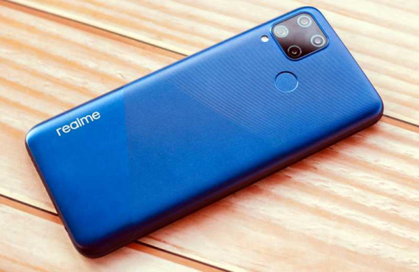 Обзор Realme C15: бюджетного и не примечательного смартфона