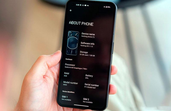 Обзор Nothing Phone (1): первого и совсем иного смартфона с необычным дизайном