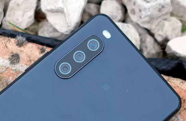 Обзор Sony Xperia 10 III компактного смартфона среднего уровня