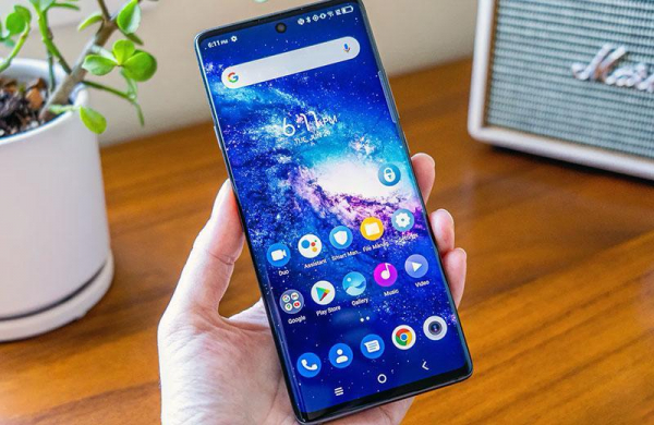 Обзор TCL 20 Pro 5G: стильный смартфон и разочаровывающий флагман