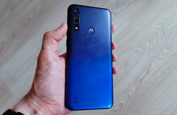 Обзор Motorola G8 Power Lite: смартфон не только с мощной батареей