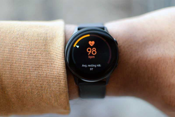 Обзор Samsung Galaxy Watch Active: компактные и функциональные умные часы