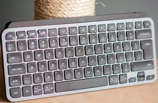 Обзор Logitech MX Keys Mini: идеальной беспроводной клавиатуры для работы с текстом