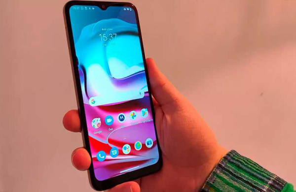 Обзор Motorola Moto G30 недорогого смартфона с массой достоинств