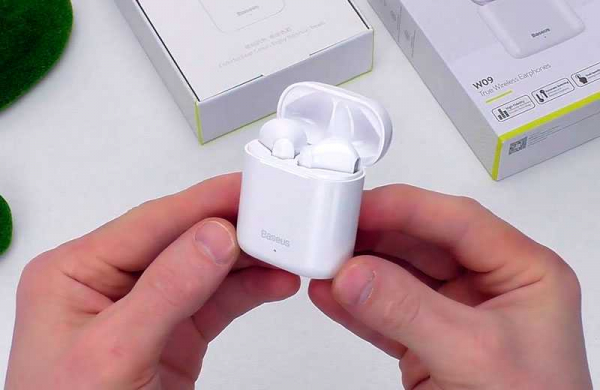 Обзор Baseus W09 TWS: бюджетных беспроводных наушников типа AirPods